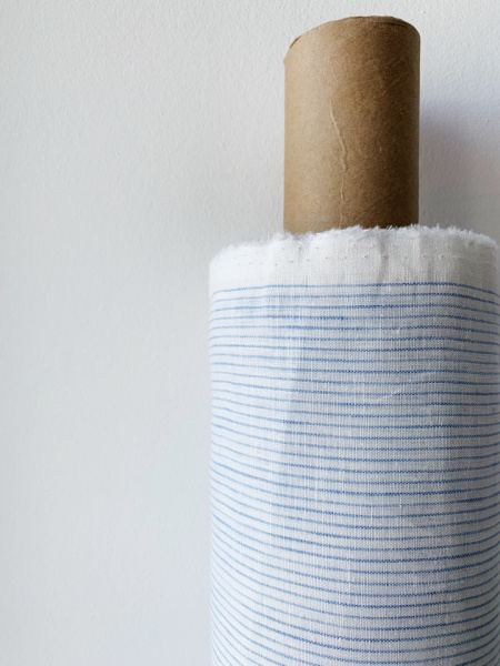 Ткань лён умягченный "мелкая голубая полоска продольная" сорочечный арт. 6003 | Ellie Fabrics